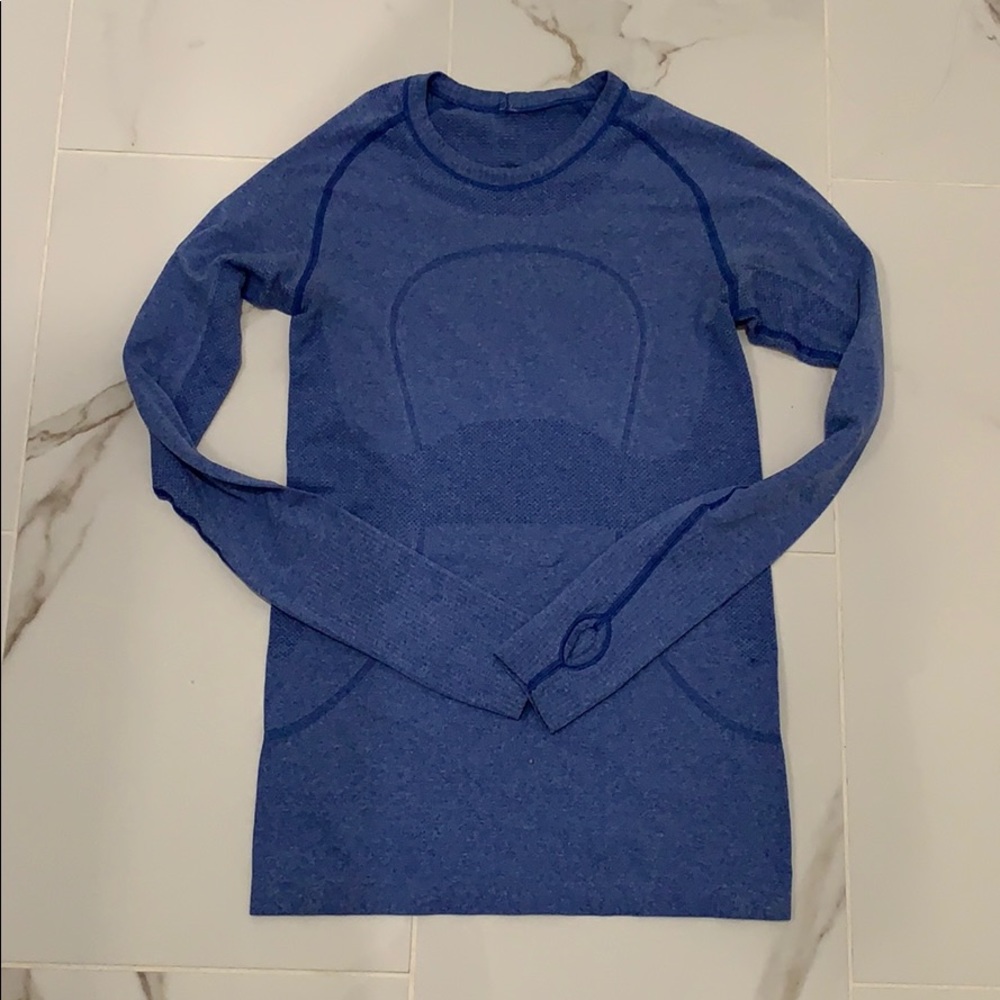 Lululemon 4 long sleeve shirt